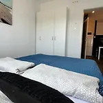 Apartamentowe Nad Morzem - Szyk * ミエルノ