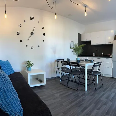Apartman Apartamentowe Nad Morzem - Szyk