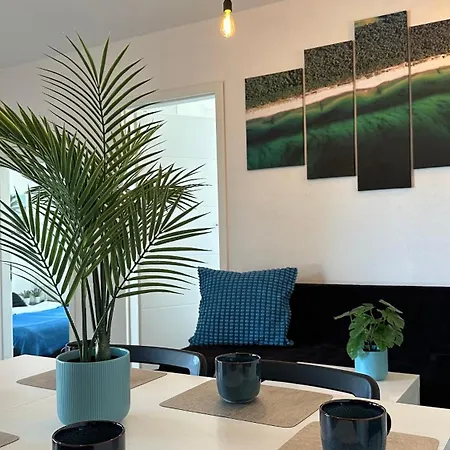 Apartamentowe Nad Morzem - Szyk Apartman *