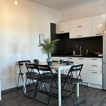 Apartamentowe Nad Morzem - Szyk Apartman