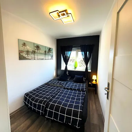 Apartamentowe Nad Morzem - Szyk Apartman *
